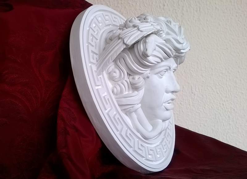Il mito di Medusa, scultura con diametro di 23 cm 